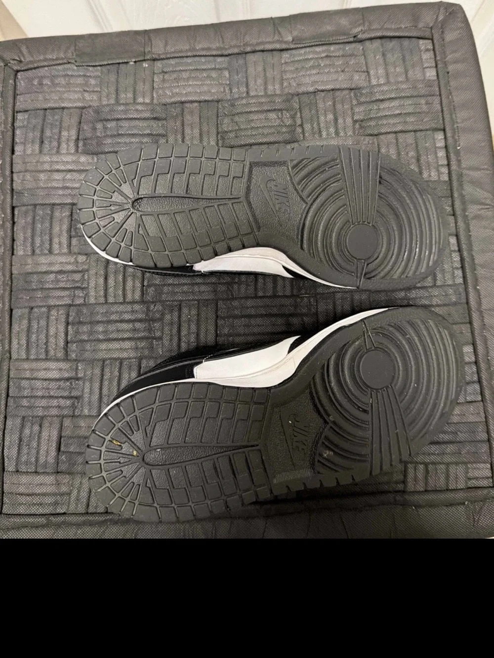 Nike stylish low